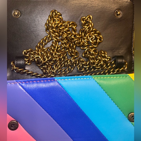 Kurt Geiger Stripe Chain Wallet - Picture 6 of 9